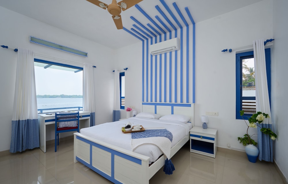 Quadruple Room, 4 Bedrooms, Non Smoking, Lake View
