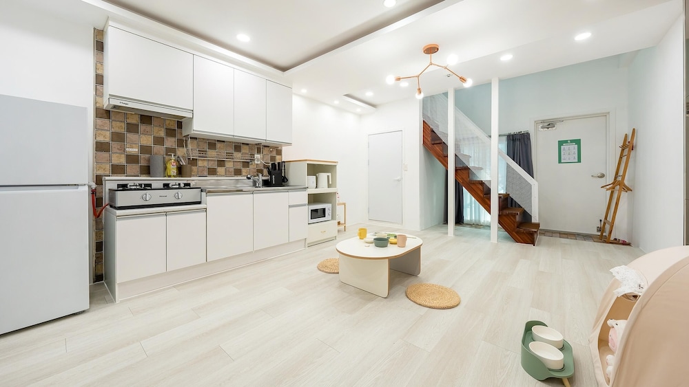 Basic Room, 1 Bedroom (Poodle 1) - Photo 15