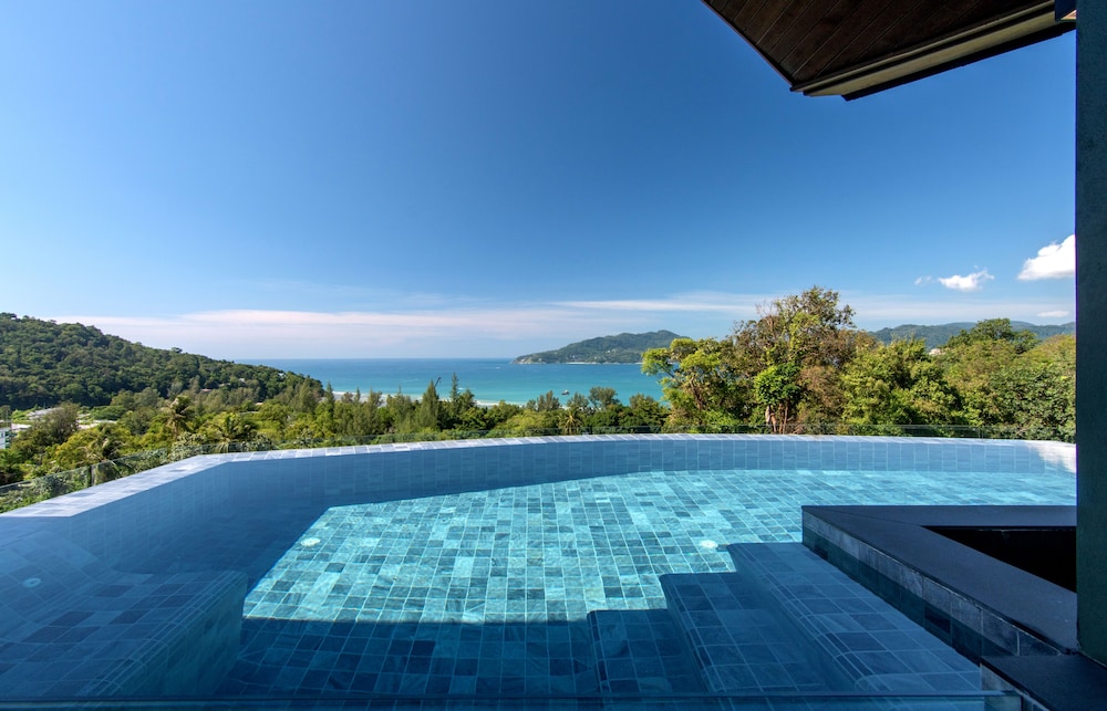 Premier Panorama Pool Villa photo 3