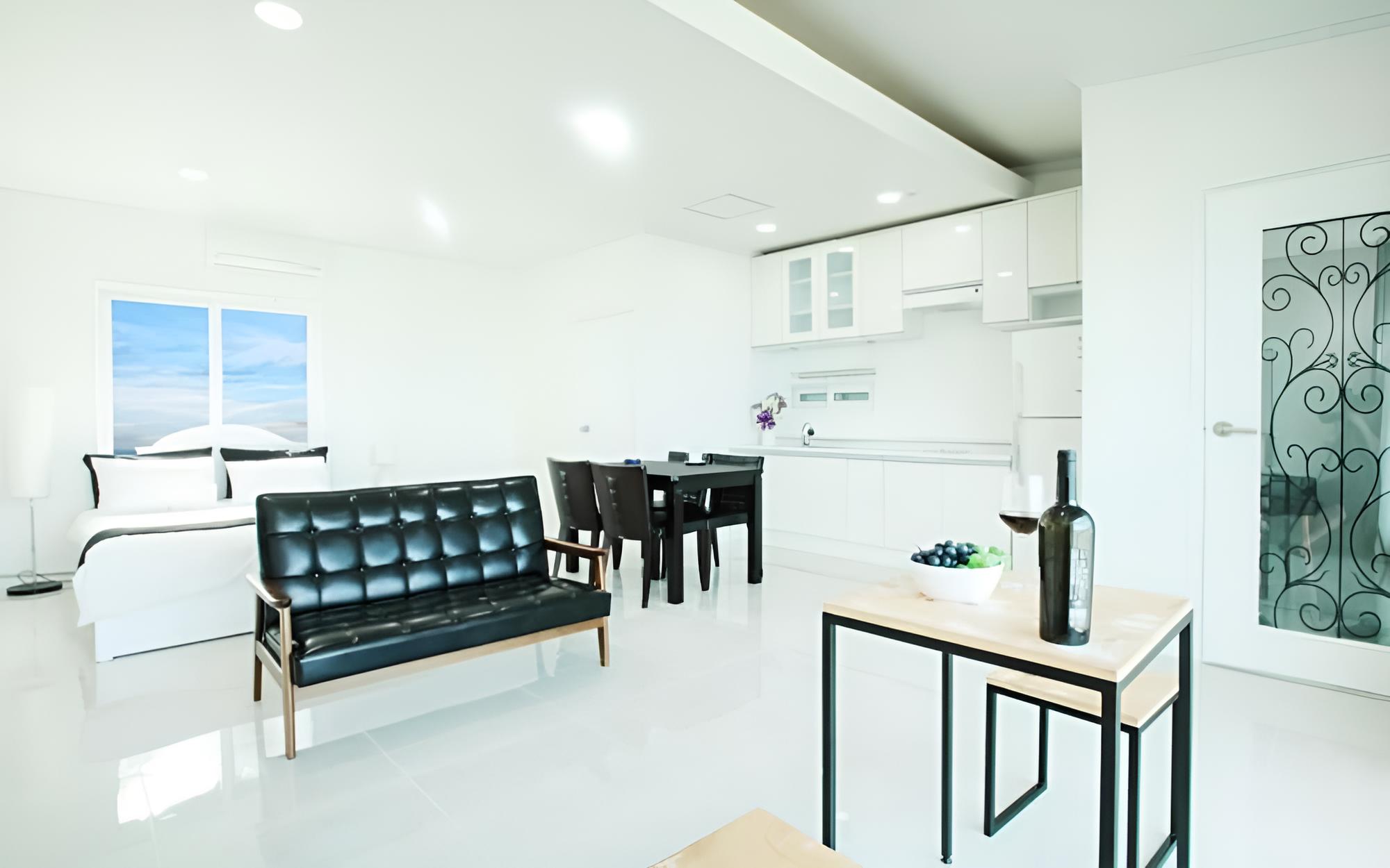 Room (Jasmine (2nd floor ocean view)) - Photo 3