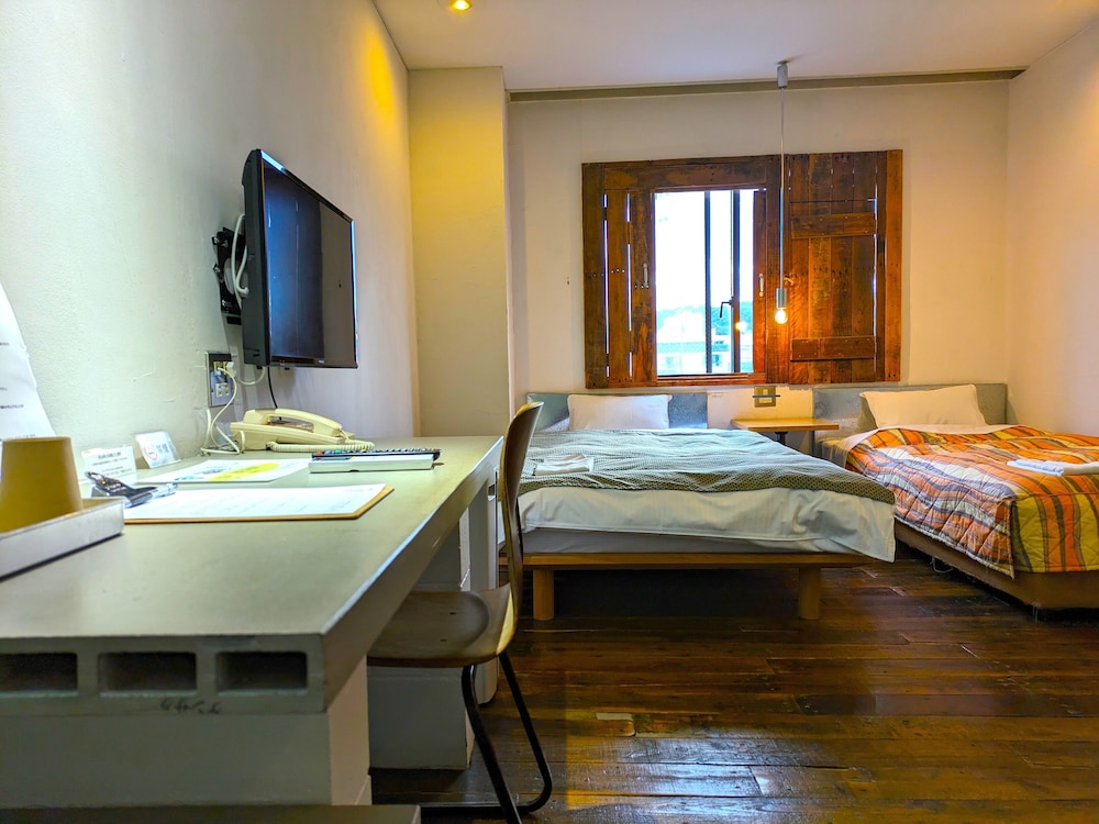 Basic Twin Room photo 1