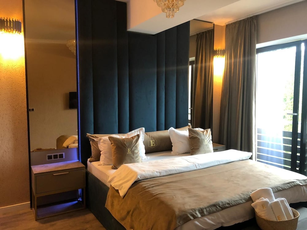 Comfort Suite photo 2