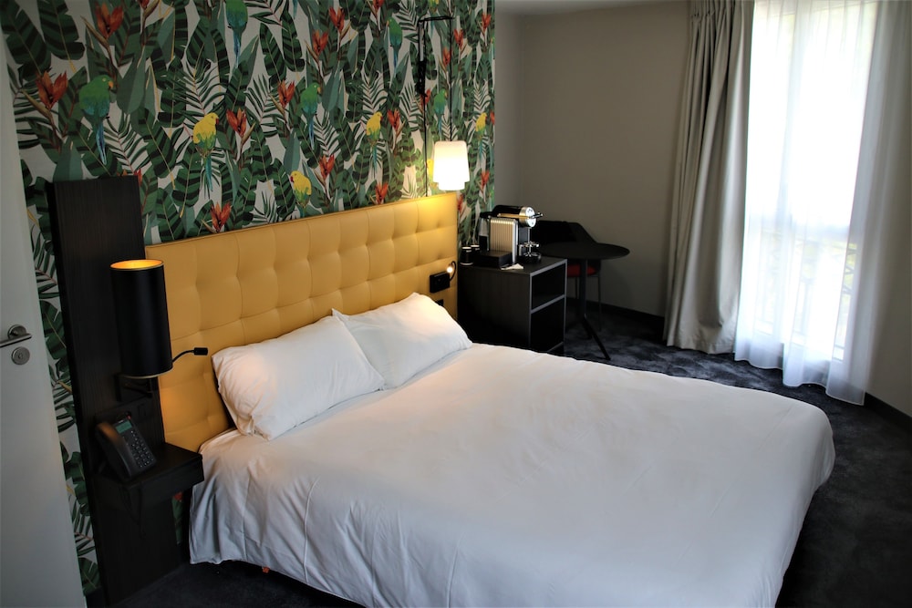 Premium Room, 1 Double Bed - Photo 2