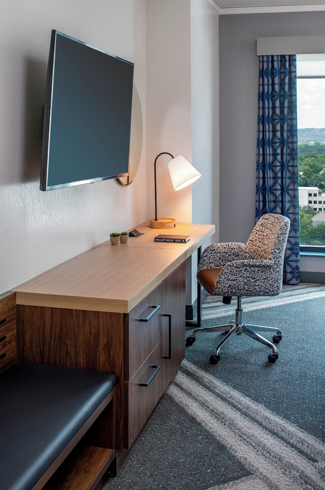 Deluxe Room, 2 Queen Beds (Capitol View) - Photo 5