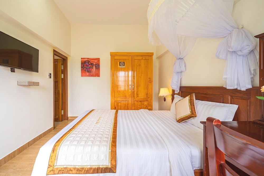 Standard Double Room - Photo 4