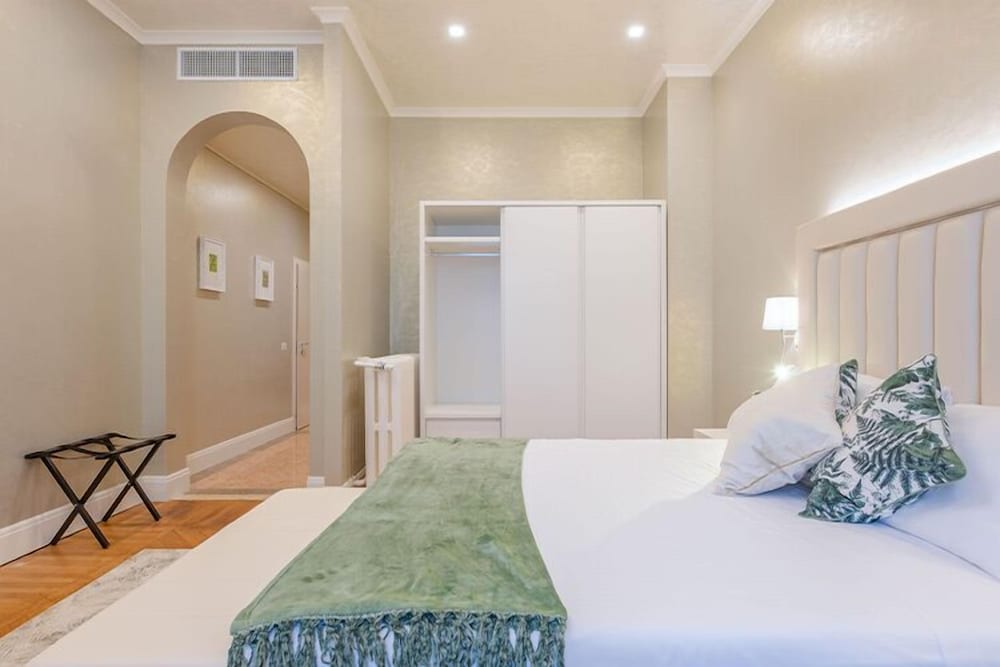 Junior Studio Suite