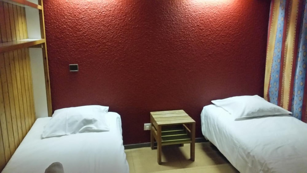 Room, Multiple Beds (6 Pers Classes)