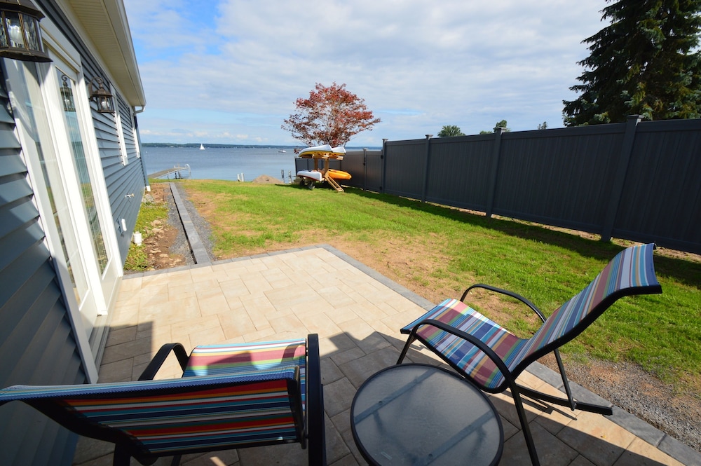 Traditional Room, 1 Bedroom, Patio, Lakeside photo 1