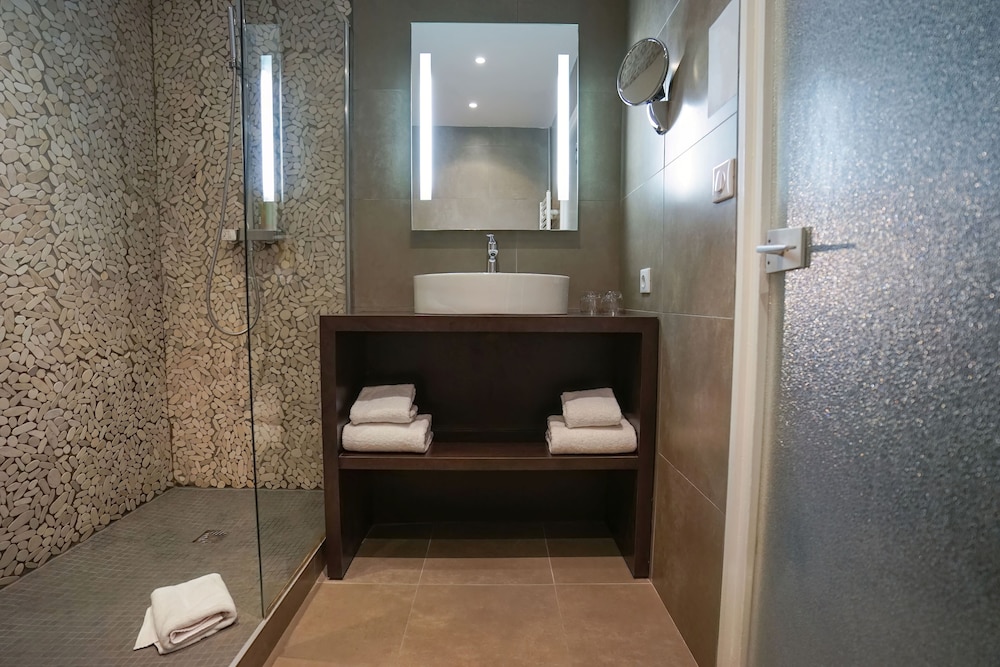 Superior Room - Photo 4