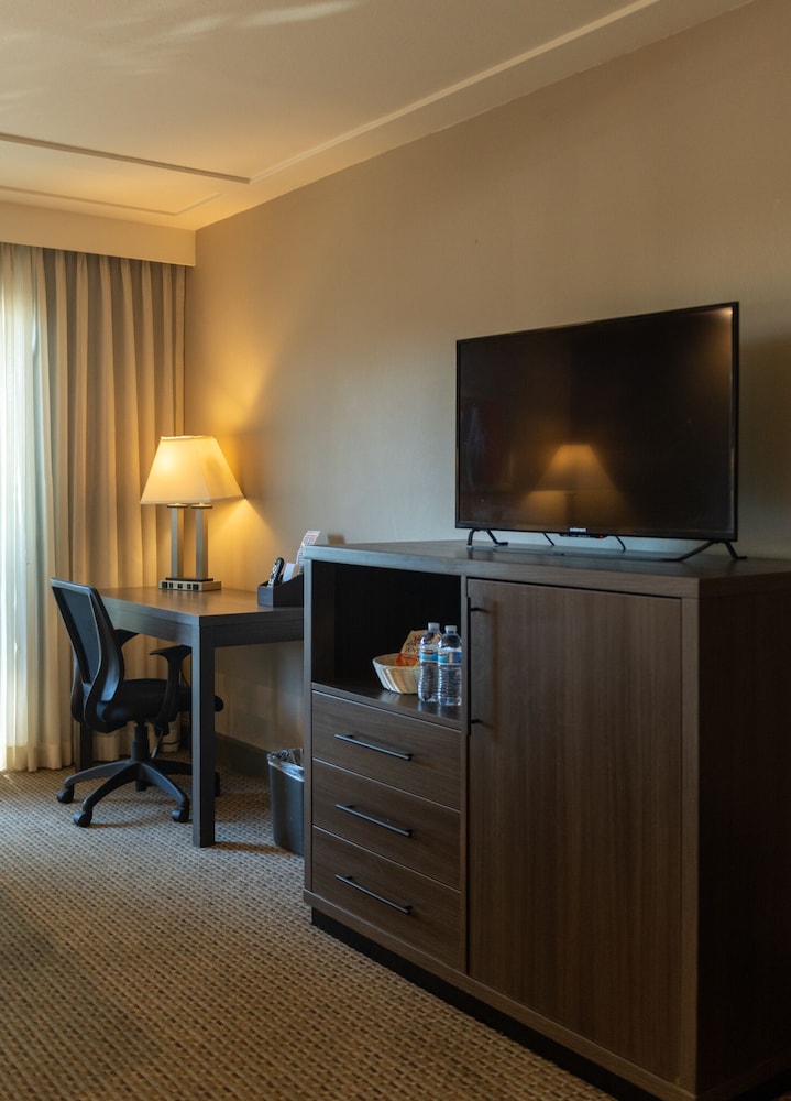 Deluxe Room, 2 Double Beds, Non Smoking photo 3