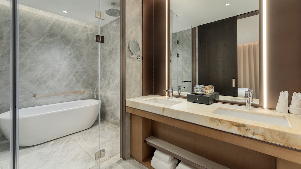 Suite, 1 Bedroom photo 1