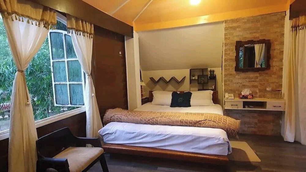 Deluxe Double Room, Balcony, Garden View photo 2