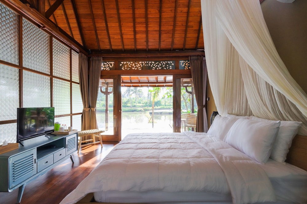 One-Bedroom Villa - Photo 8