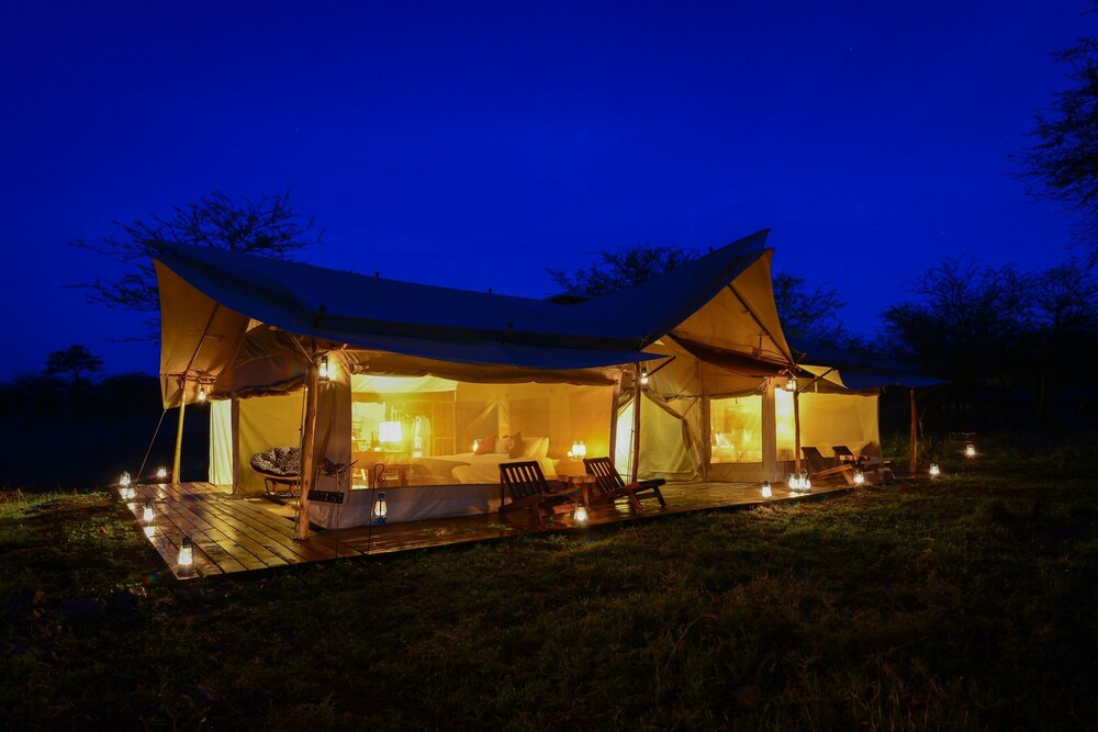 Luxury Tent photo 1