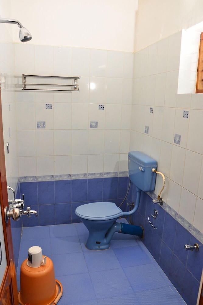 Deluxe Double Room, 1 King Bed photo 3