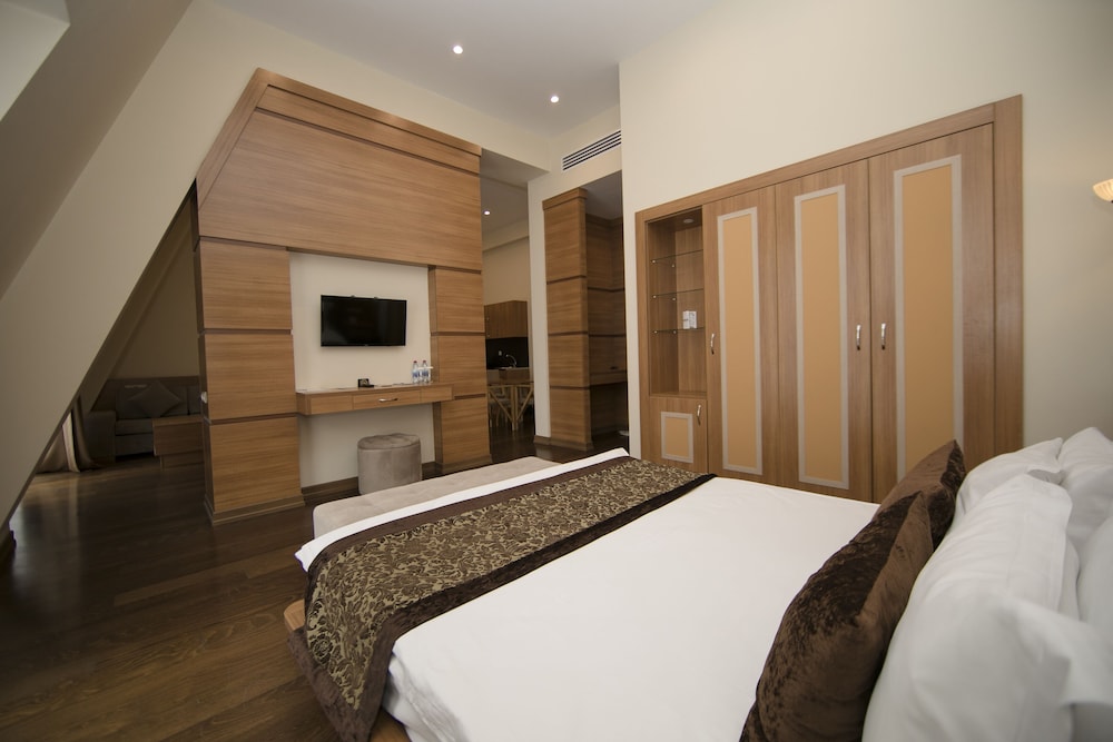 Deluxe Suite, Balcony photo 2