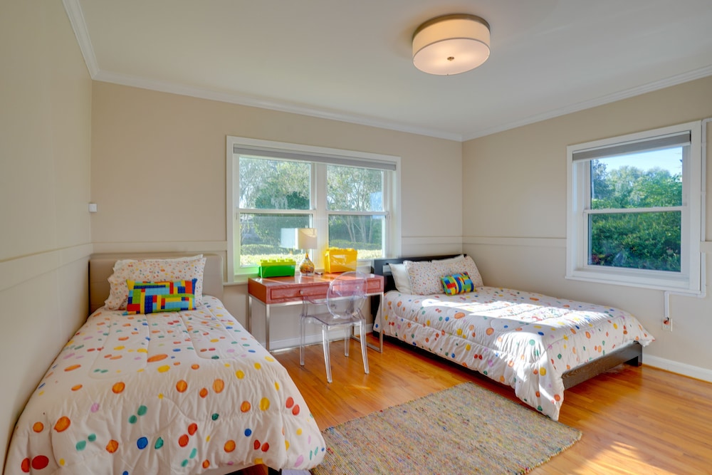 House (4 Bedrooms) photo 1