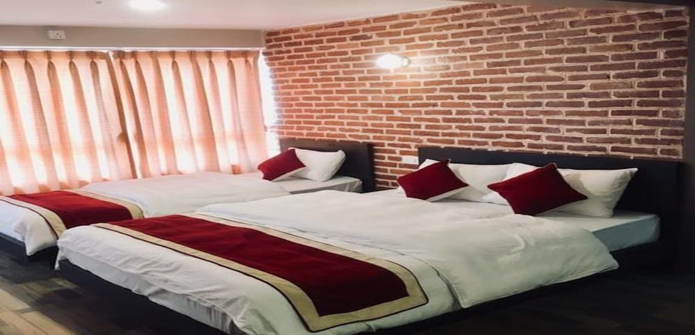 Deluxe Triple Room photo 1