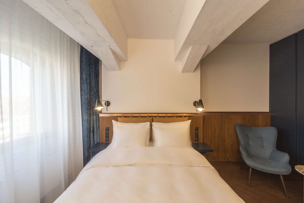 Superior Room (Old Granary)