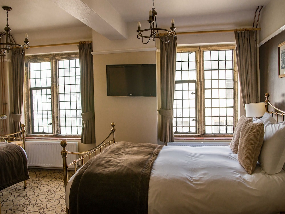 Standard Suite, Ensuite (Wey) photo 3