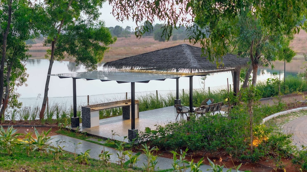 Villa, Lake View photo 2