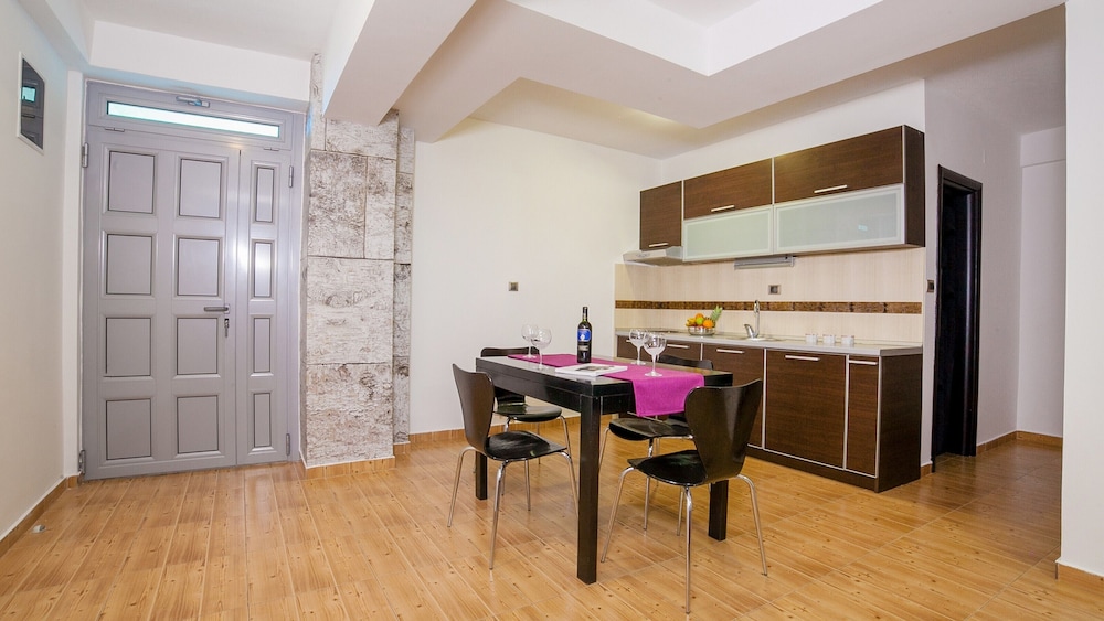 Comfort Apartment photo 3