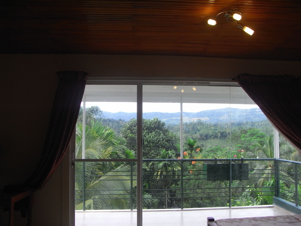 Deluxe Suite, Mountain View photo 2