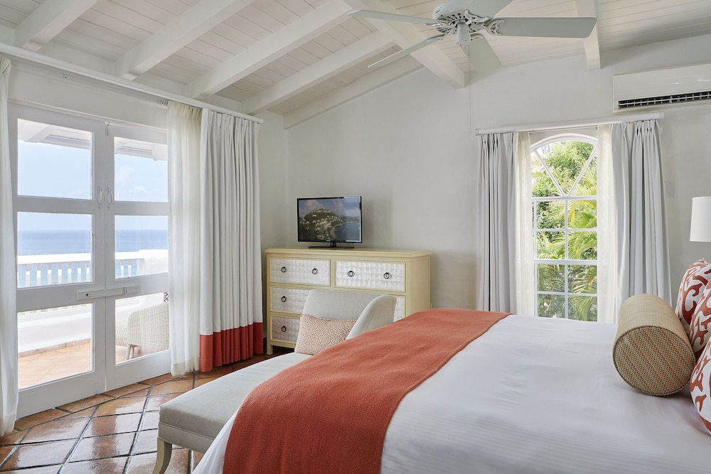 Premium Villa, Multiple Beds, Private Pool, Ocean View (Hilltop Two Bedroom Villa With Pool) photo 3