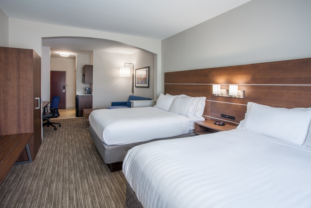 Suite, 1 Bedroom - Photo 6