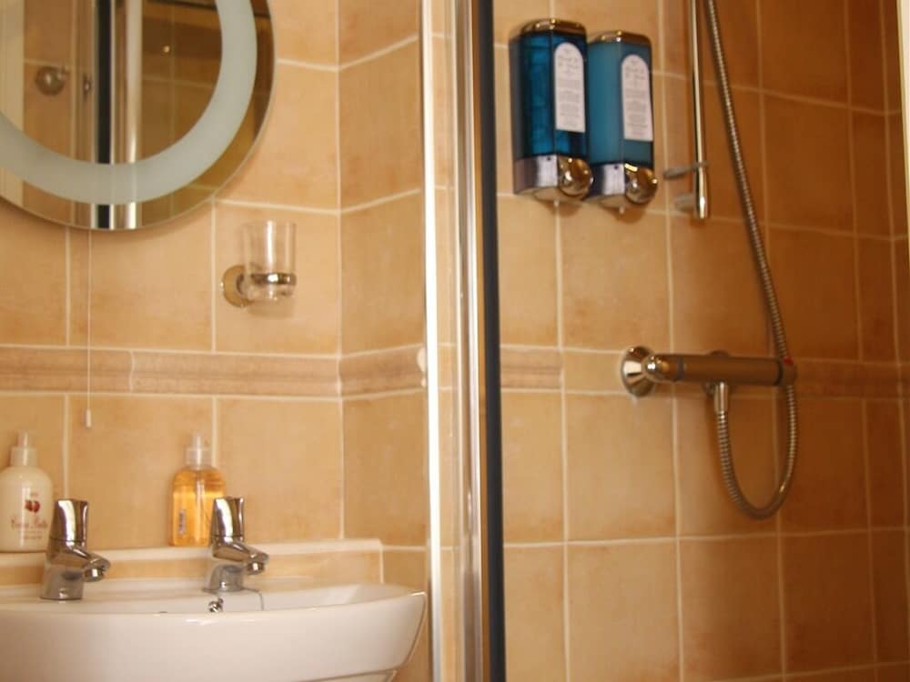 Standard Twin Room, Ensuite (Feng Shui ) photo 3