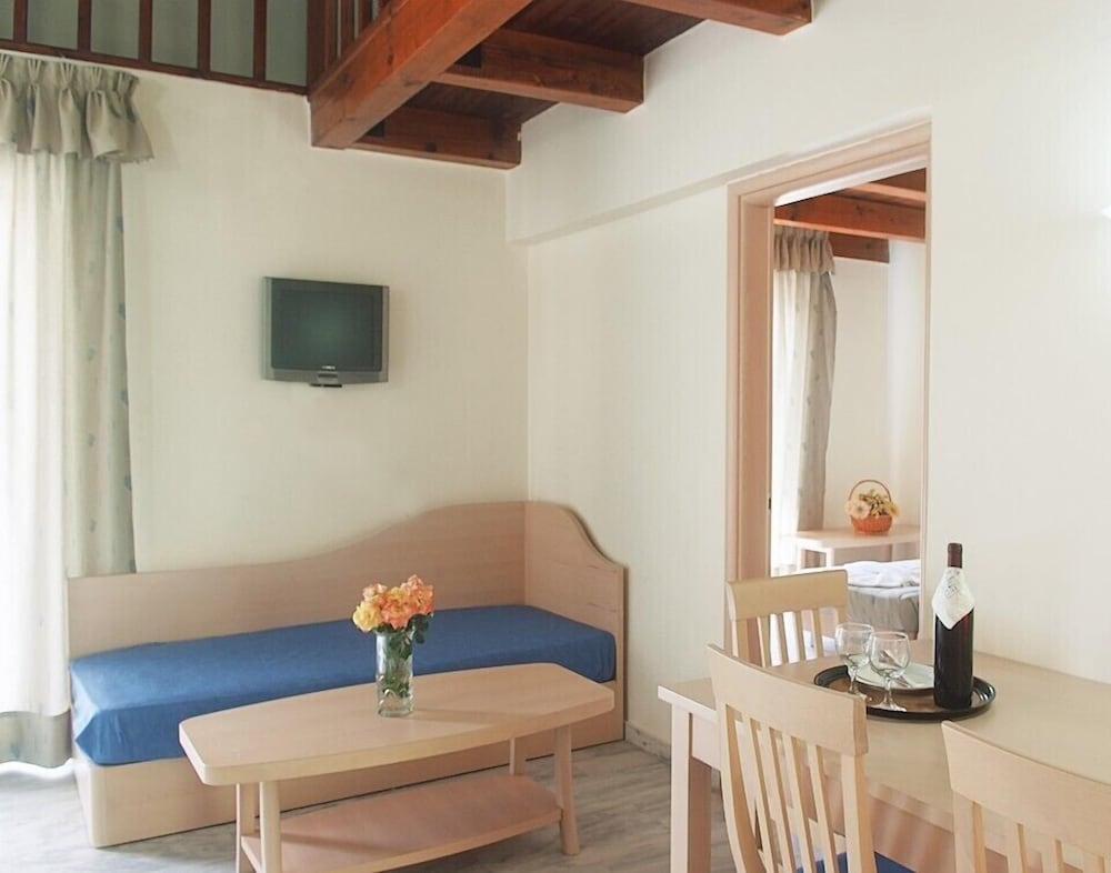 Standard Room - Photo 12
