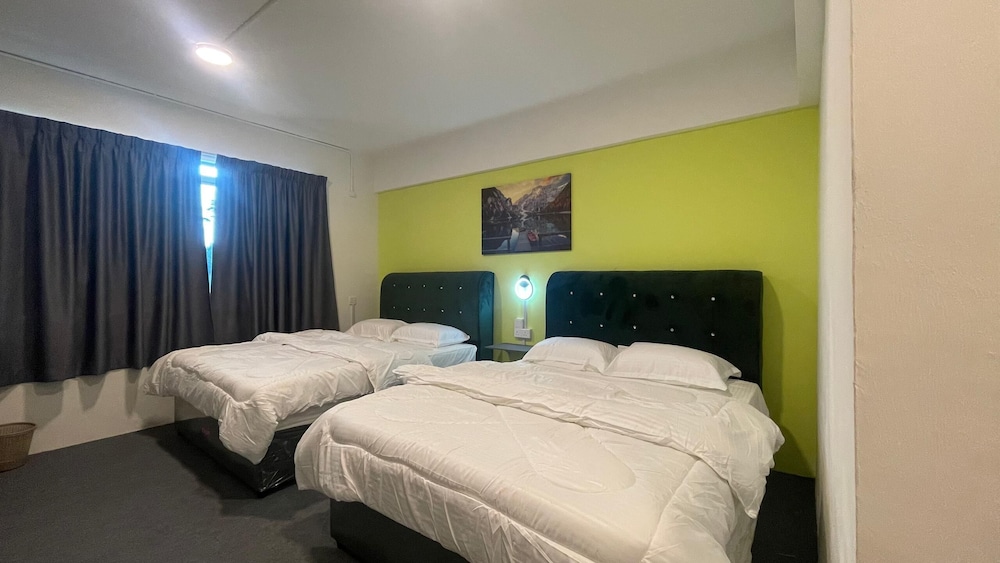 Family Twin Room