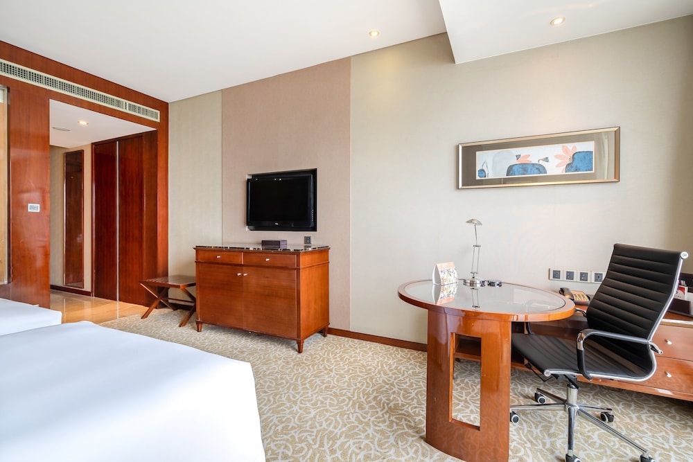 Standard Room, 2 Twin Beds photo 3