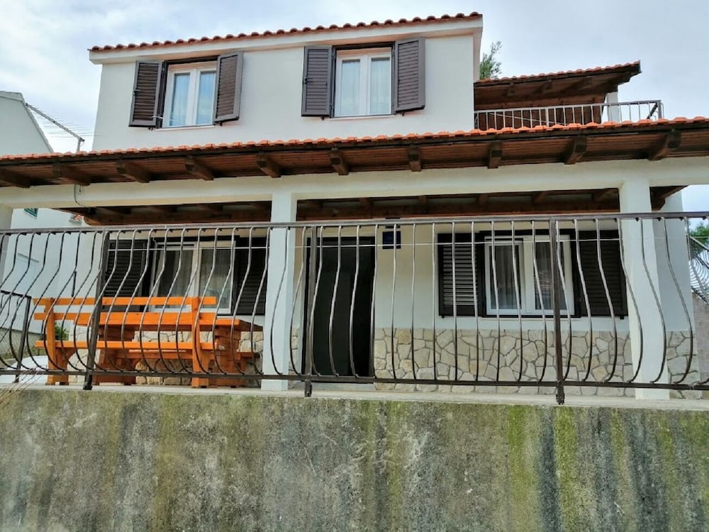 Apartment (Branko - with parking - A1(4+1))