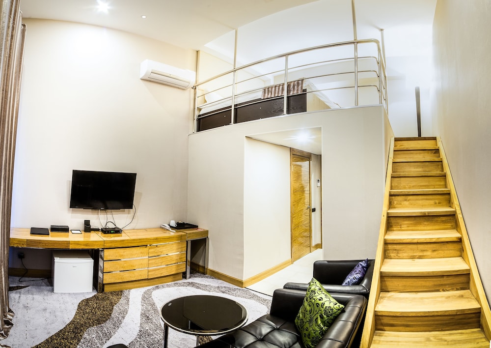 Duplex photo 3