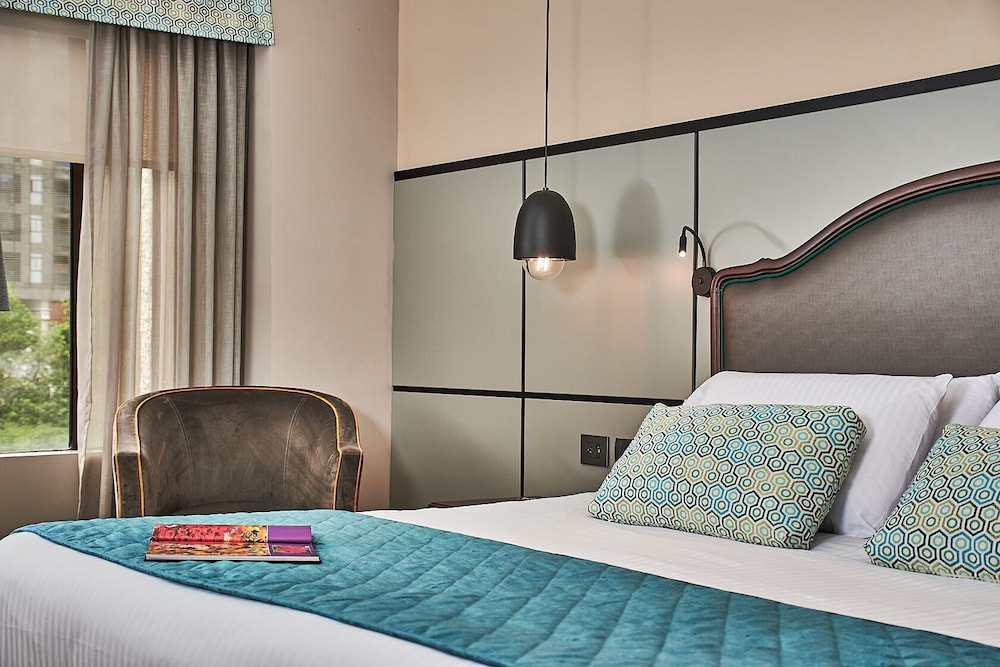Junior Room, 1 Queen Bed - Photo 5
