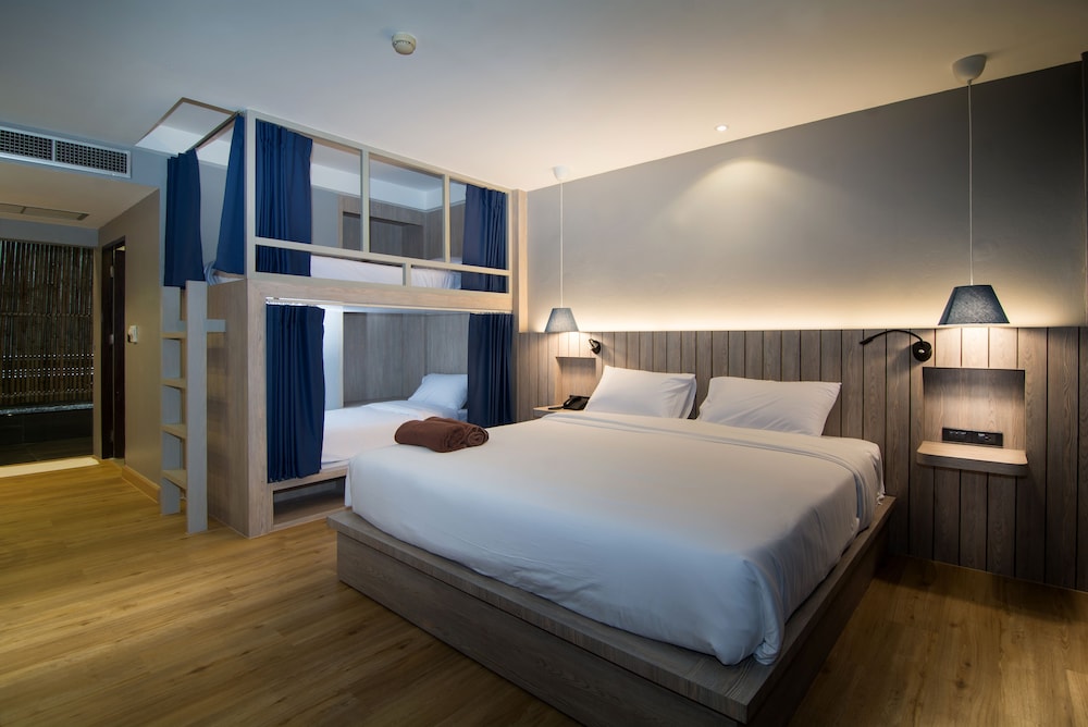 Deluxe Quadruple Room photo 3