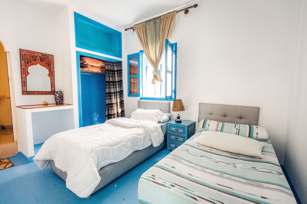 Superior Room, Multiple Beds, Non Smoking, Courtyard View photo 2