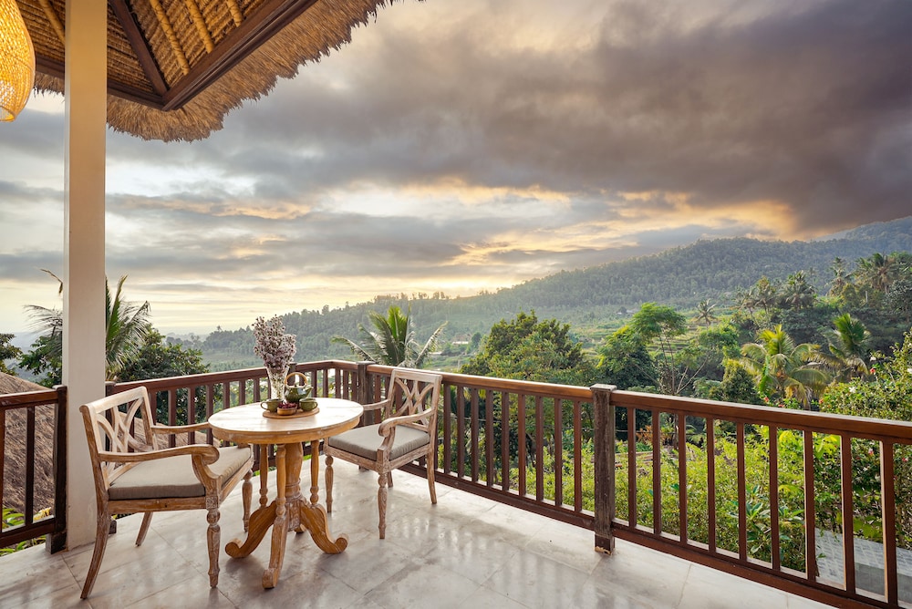 Villa, 2 Bedrooms, Pool View photo 2