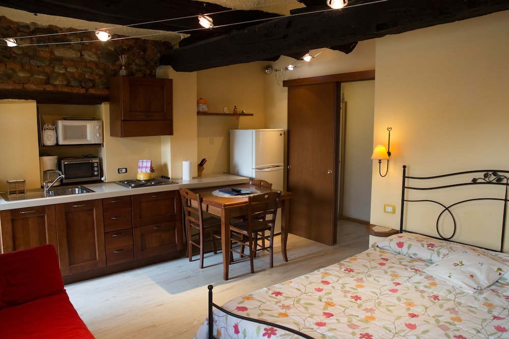 Studio (La Taverna) photo 1