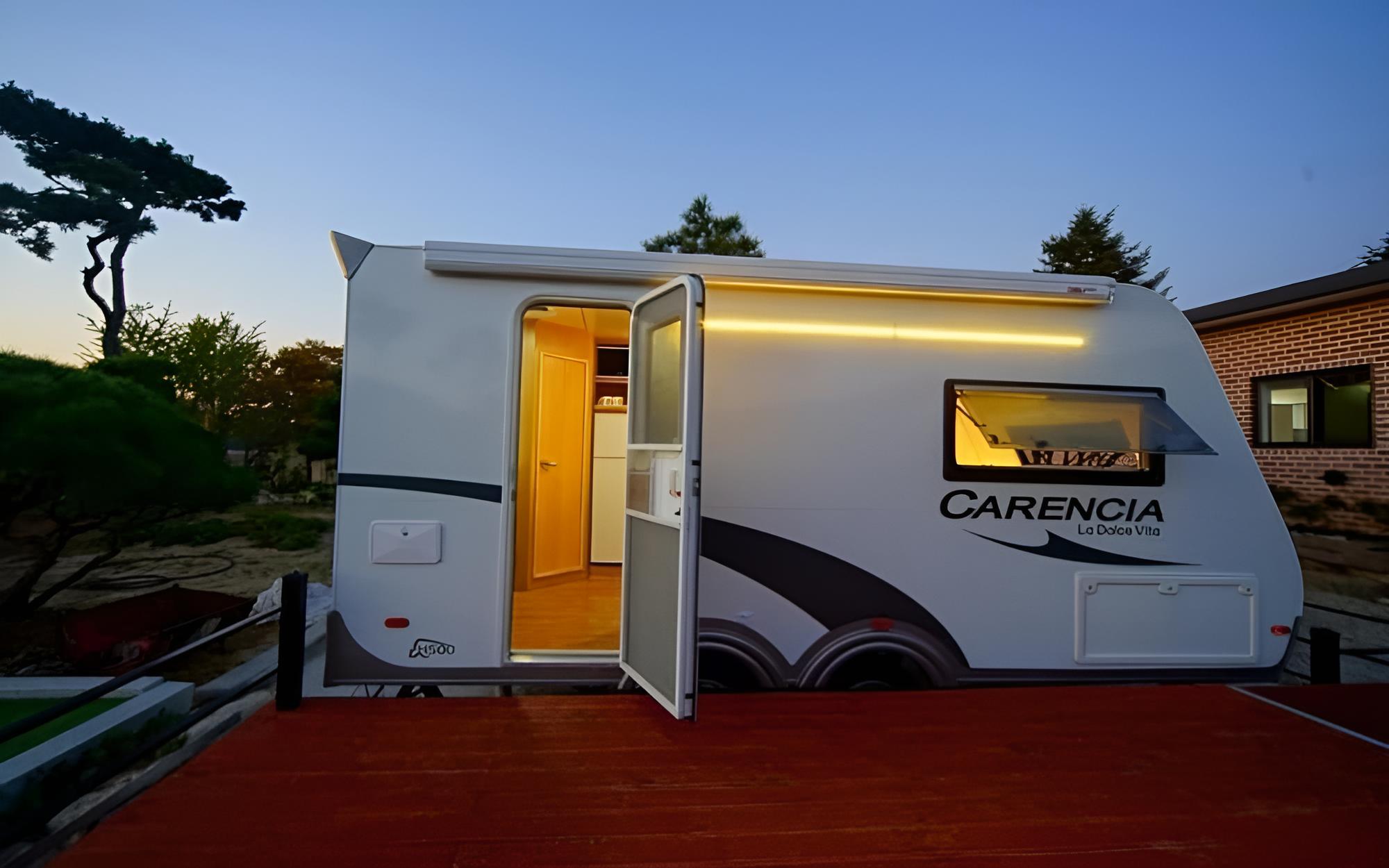 Room (Caravan01) - Photo 3