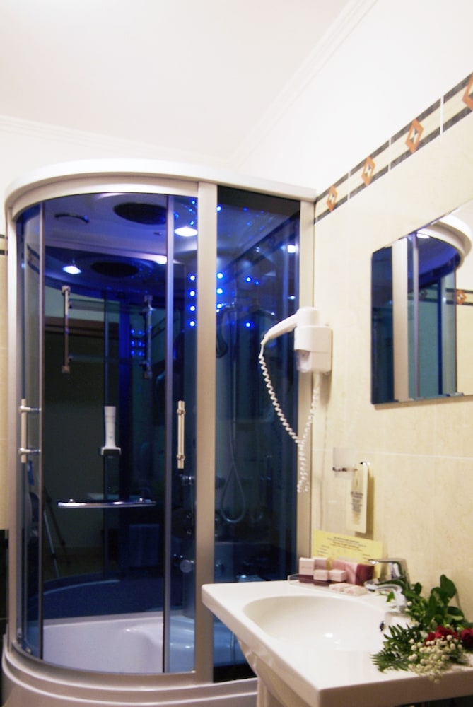 Superior Double Room - Photo 6