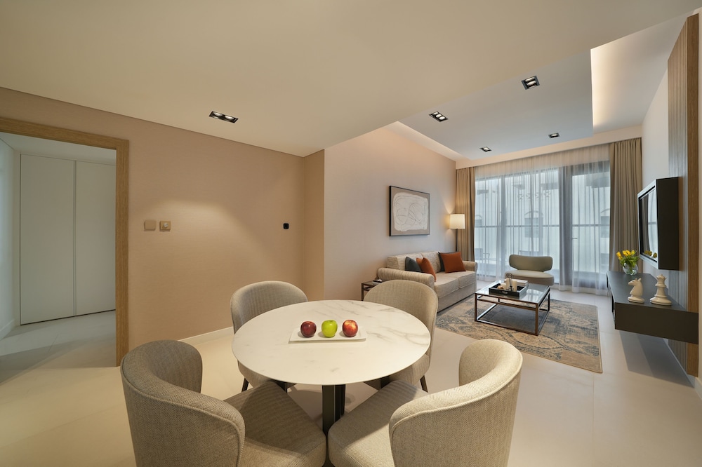 Deluxe One Bedroom Apartment with Balcony and Study thumbnail 6