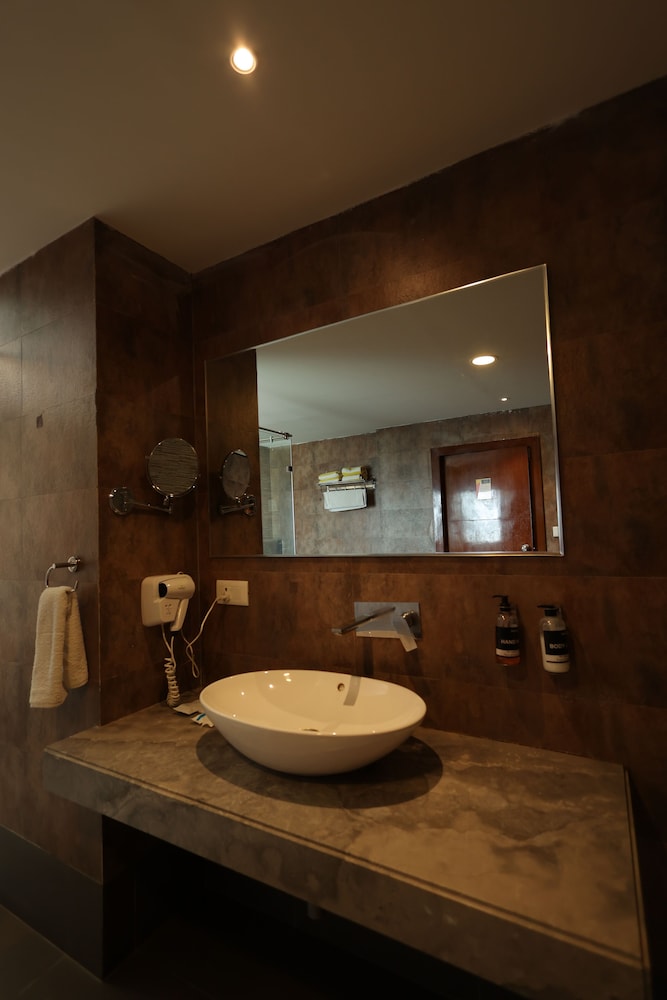 Superior Room - Photo 8
