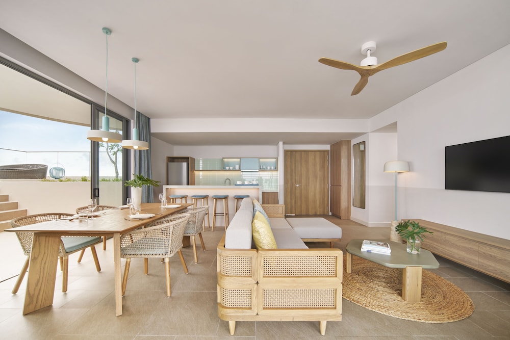 2 Bedroom Panorama Penthouse - Photo 5