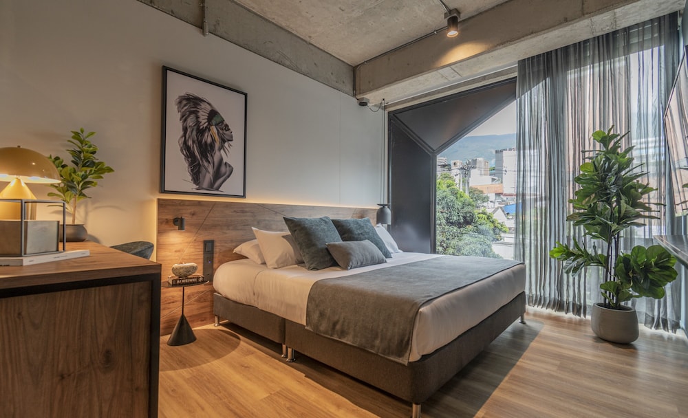 Room - Photo 1