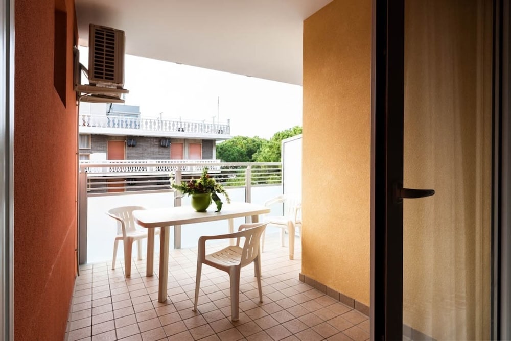 Apartment, 2 Bedrooms, Balcony