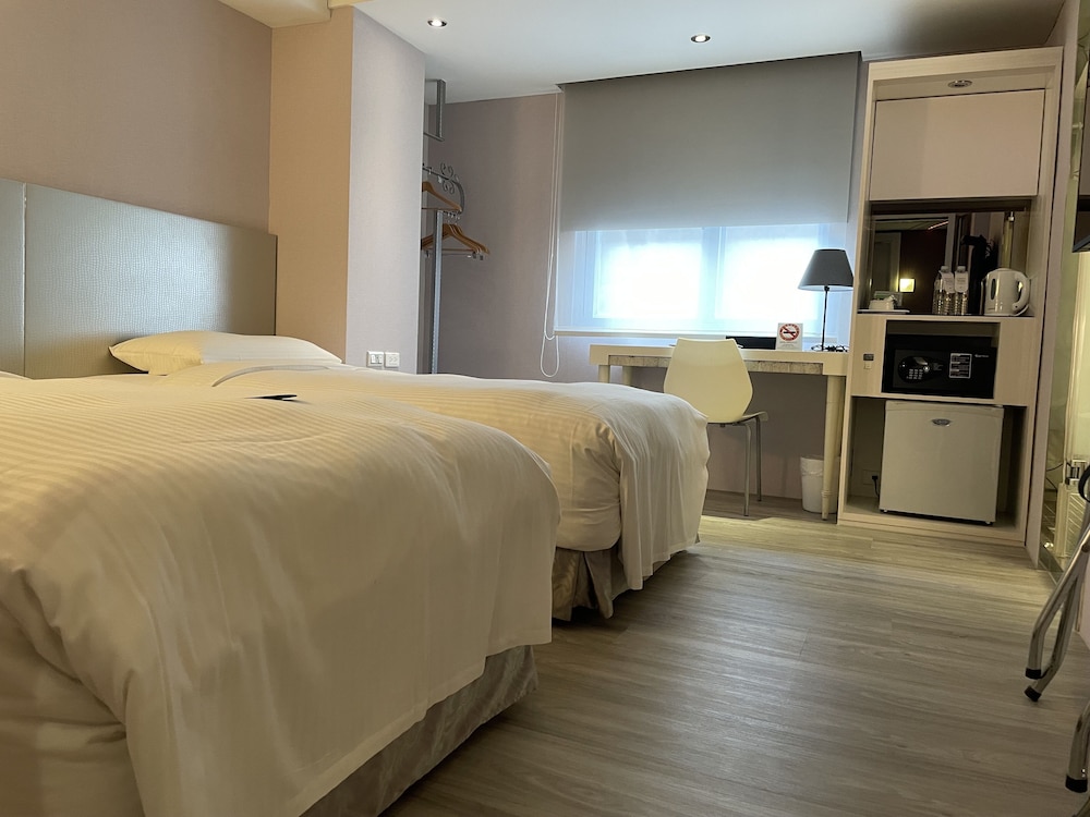 Business Twin Room