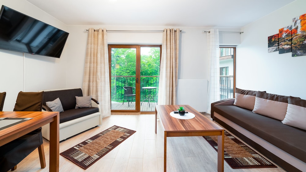 Apartment (3053)