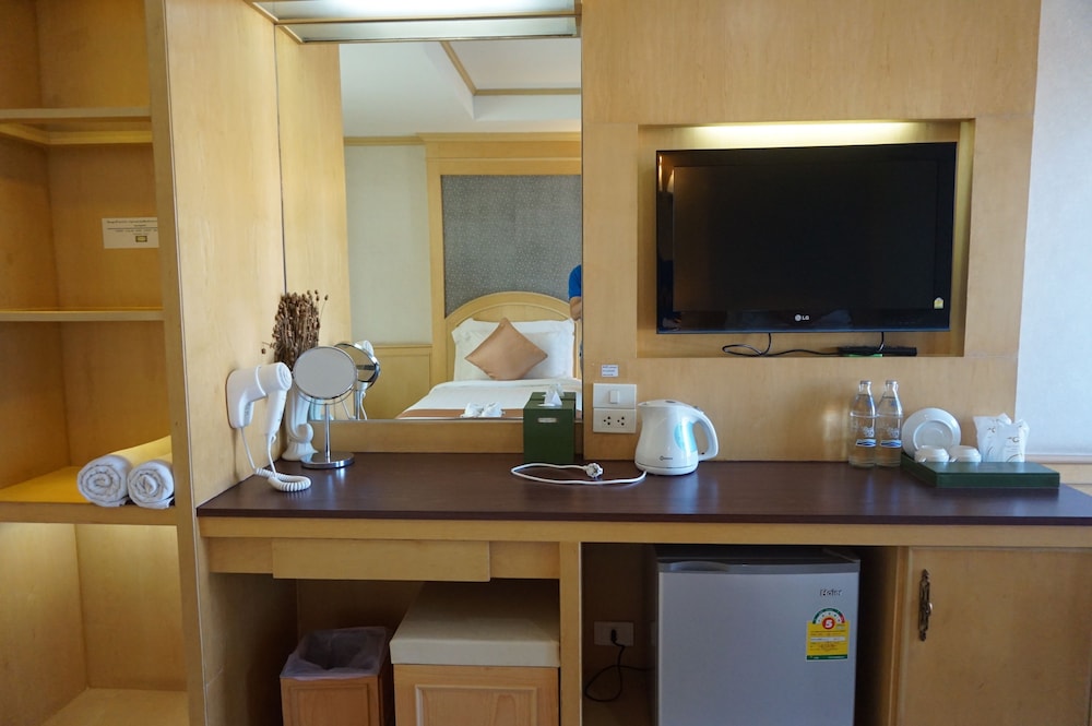 Basic Twin Room photo 3